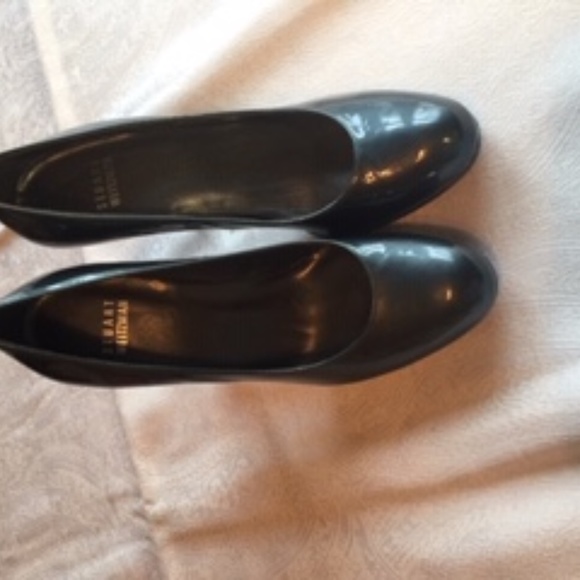 shoes - Picture 1 of 7